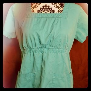 Katherine Heigl nursing top